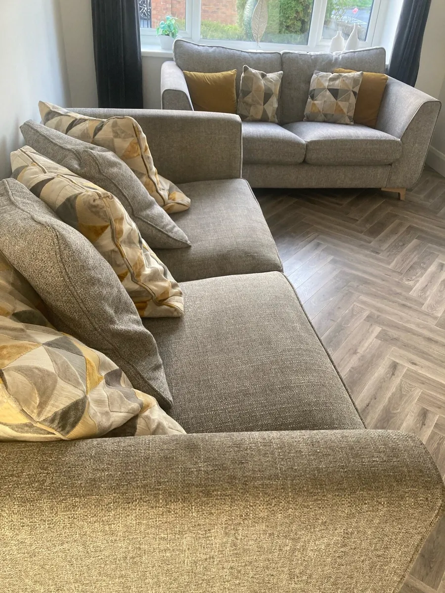 Sofas - Image 3