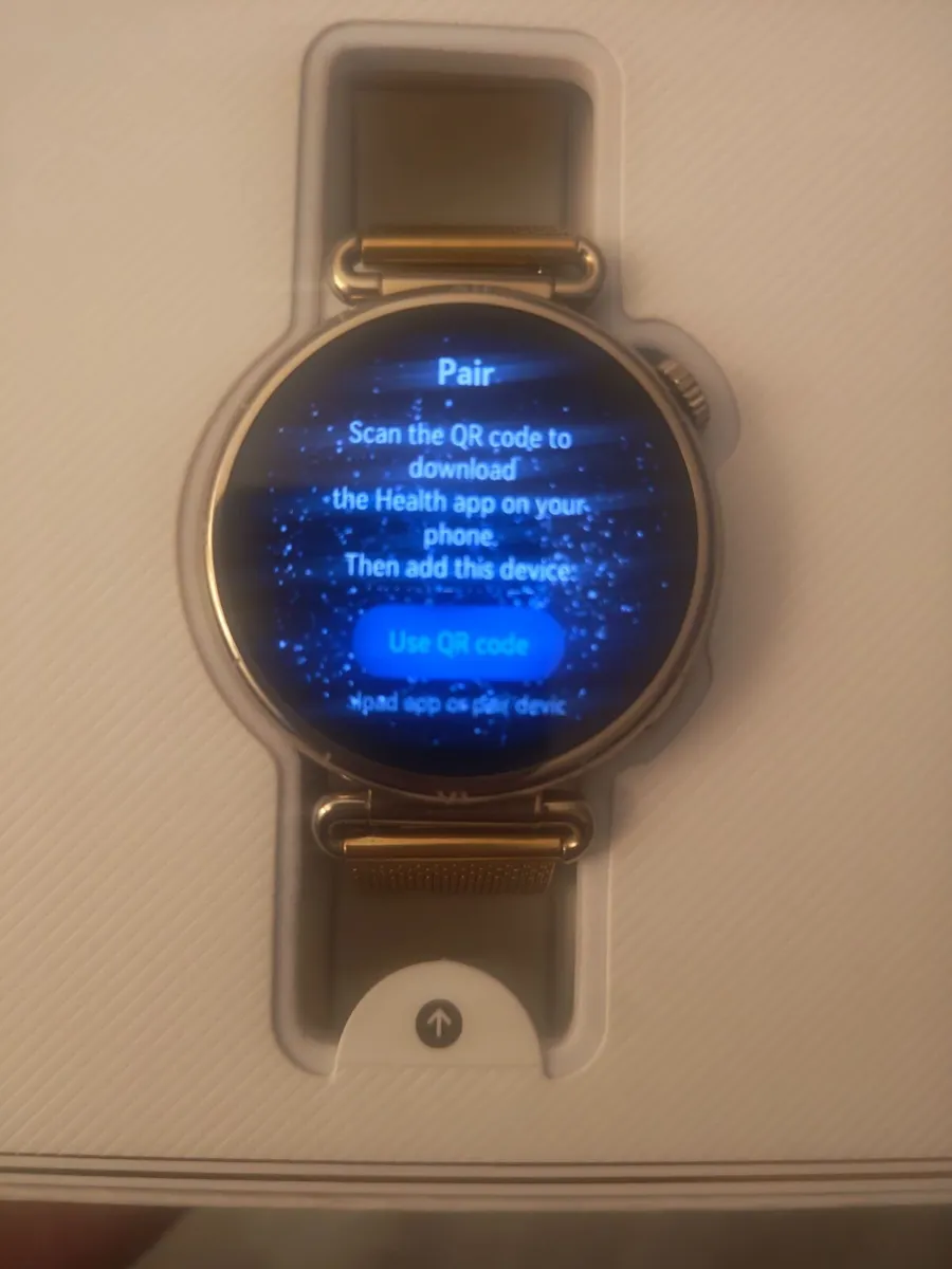 Practically New Huawei GT 6- 41mm. GPS  rose gold - Image 2