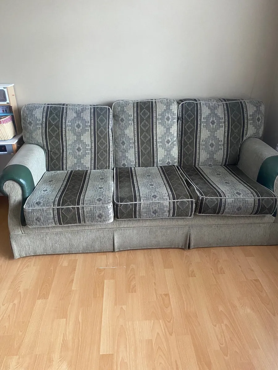 3 piece suite - Image 1