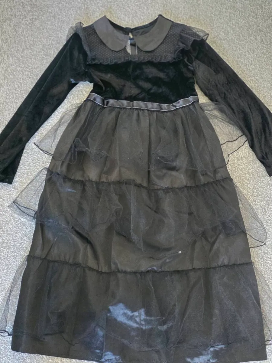 Wensday costume