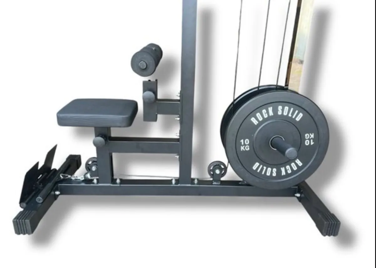 Lat pull down/ low row combo machine (new) - Image 3
