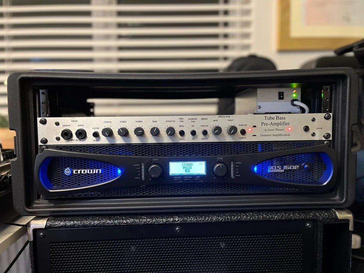 Bass amp Demeter Vtbp-201s tube preamp + Crown XLS - Image 3