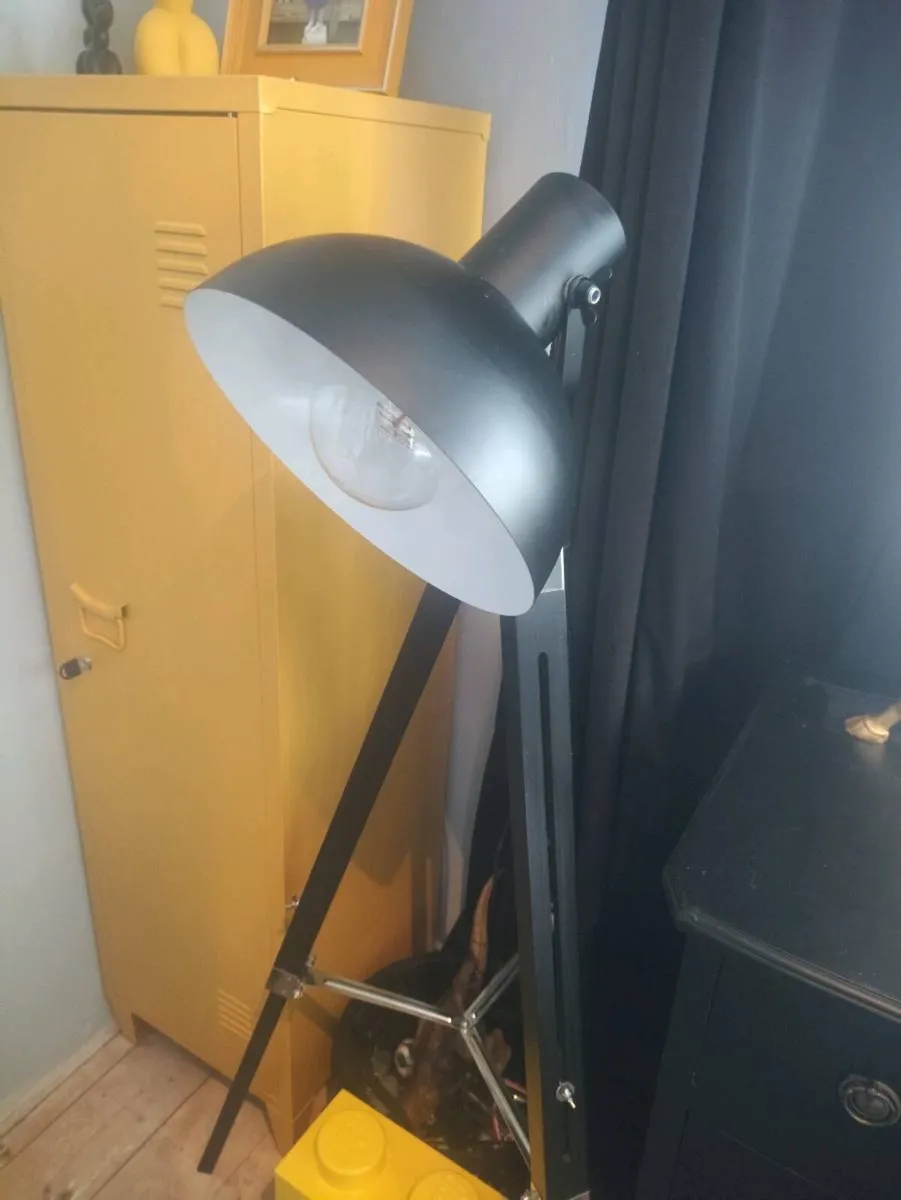 Floor Lamp - Image 1