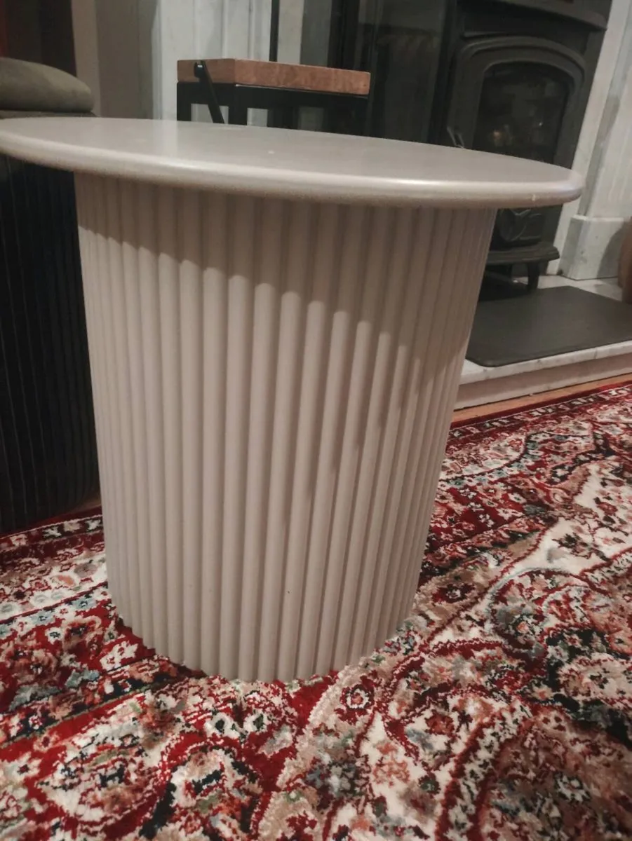 Side Table - Image 3