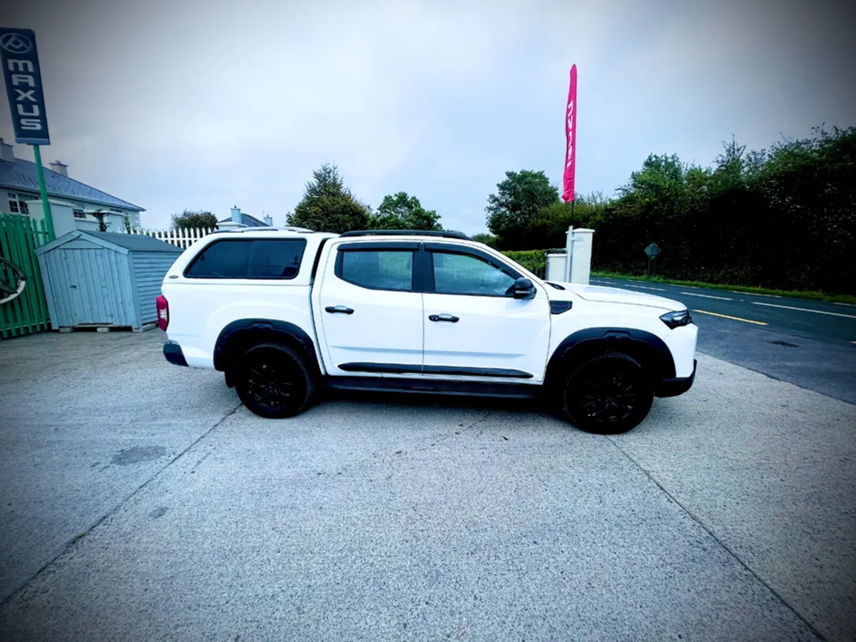 Maxus T60 MAX 3.5 TON TOWING CAPICITY AUTO CREWCAB - Image 2