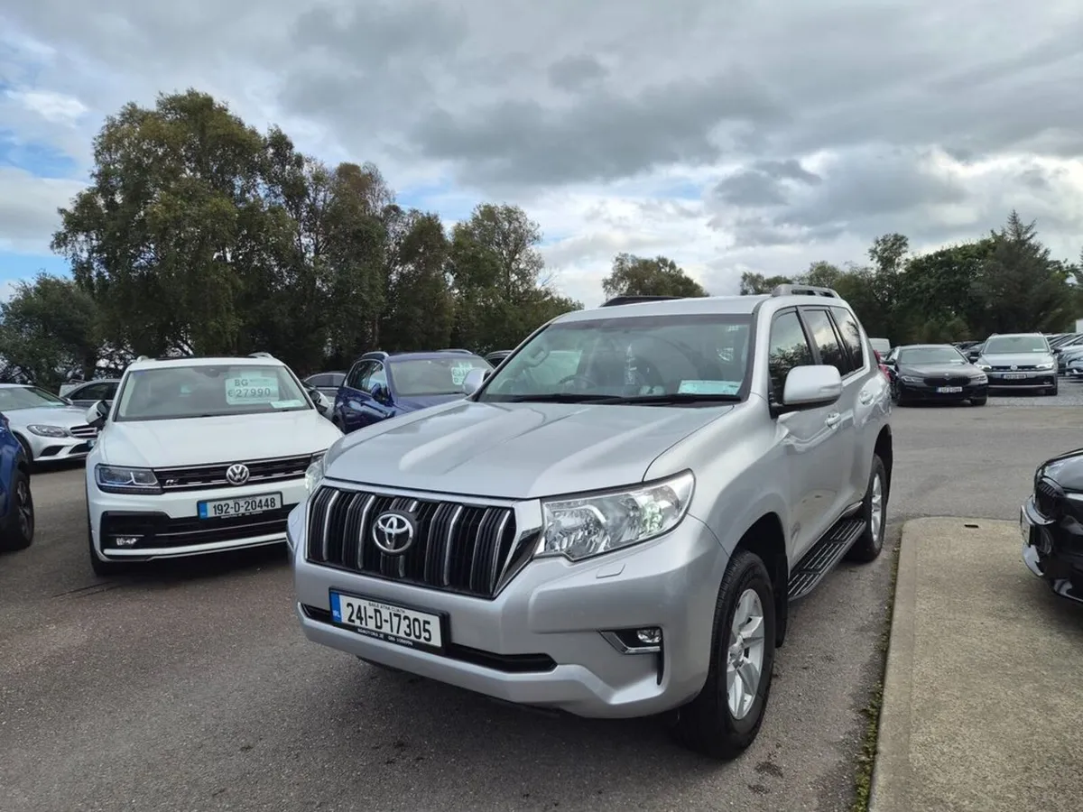 Toyota Land Cruiser LWB Commercial 4DR - Image 3