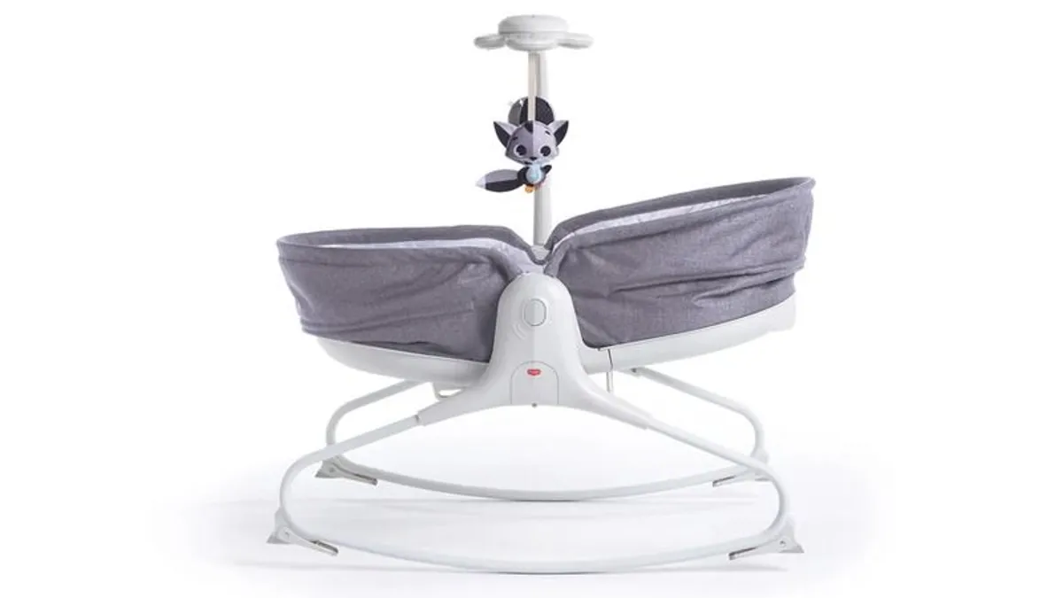 Tiny Love Electric Rocking cot for Babies - Image 1