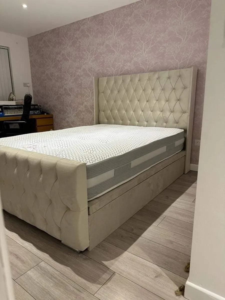 Bed - Image 3