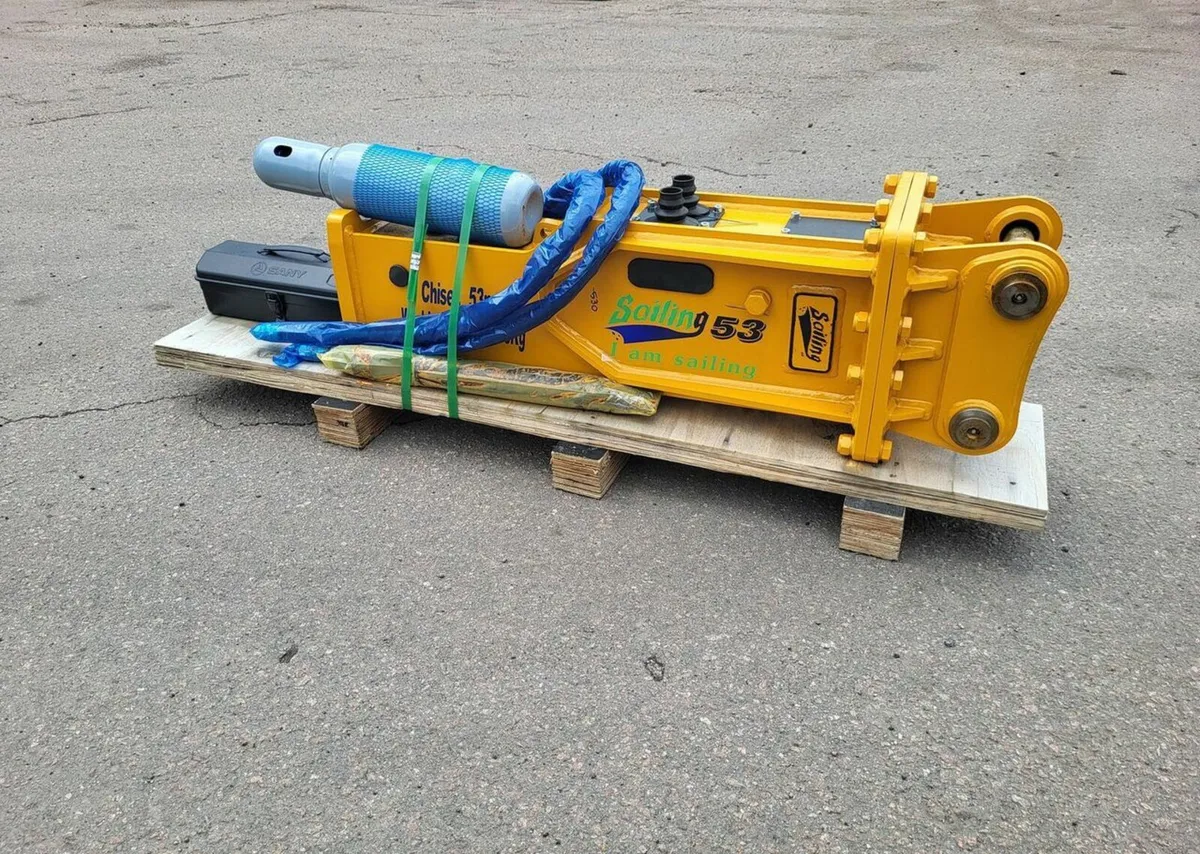 CAT 3 TON DIGGER BREAKER 40MM PINS - Image 2