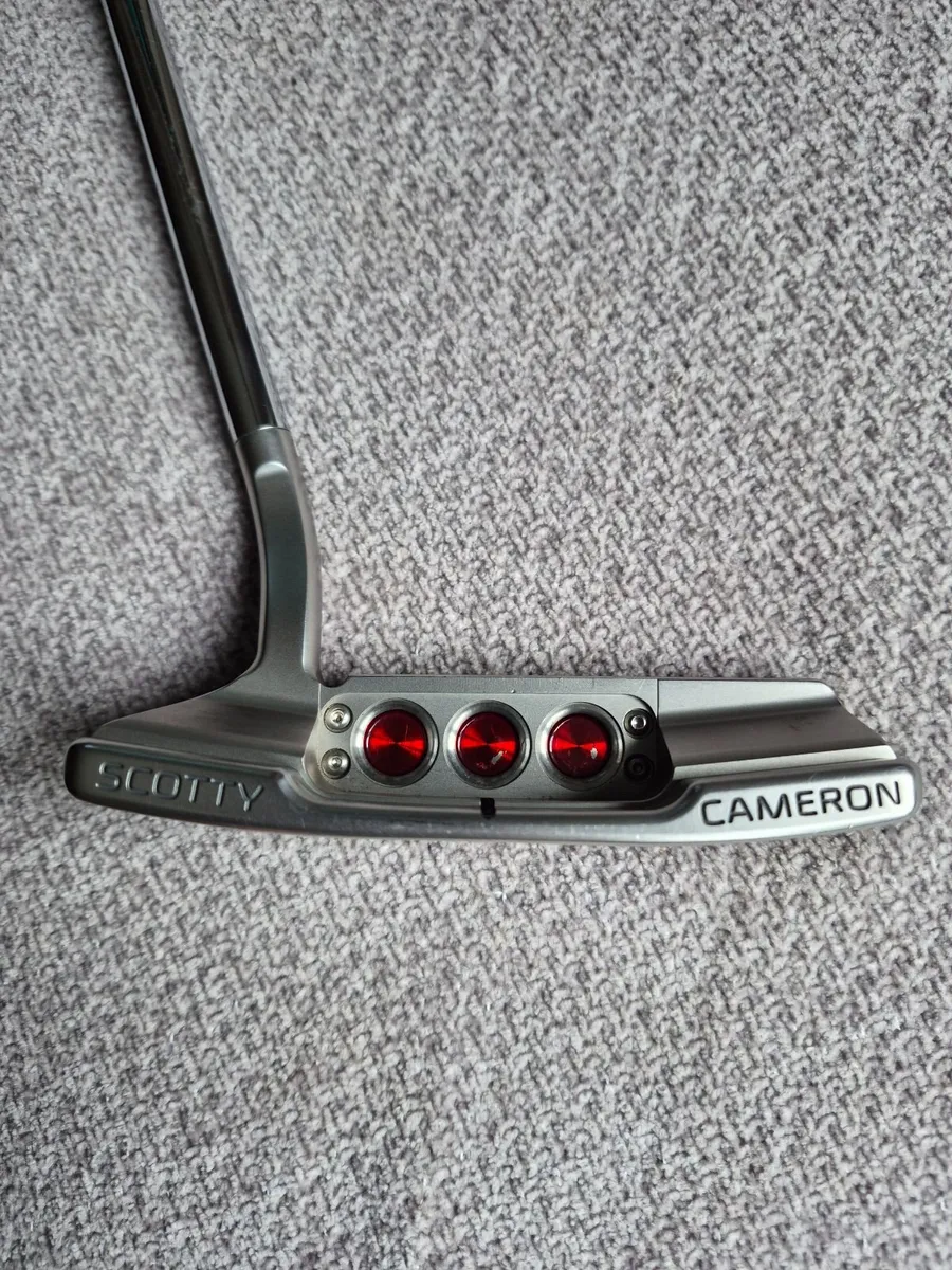 Scotty Cameron Select Newport 2.5 putter - Image 4