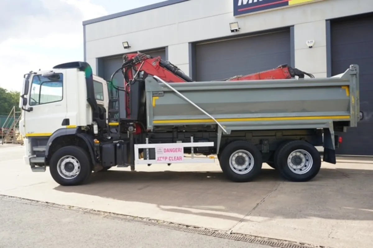 2018 DAF CF-370 6X4 TIPPER GRAB - Image 4