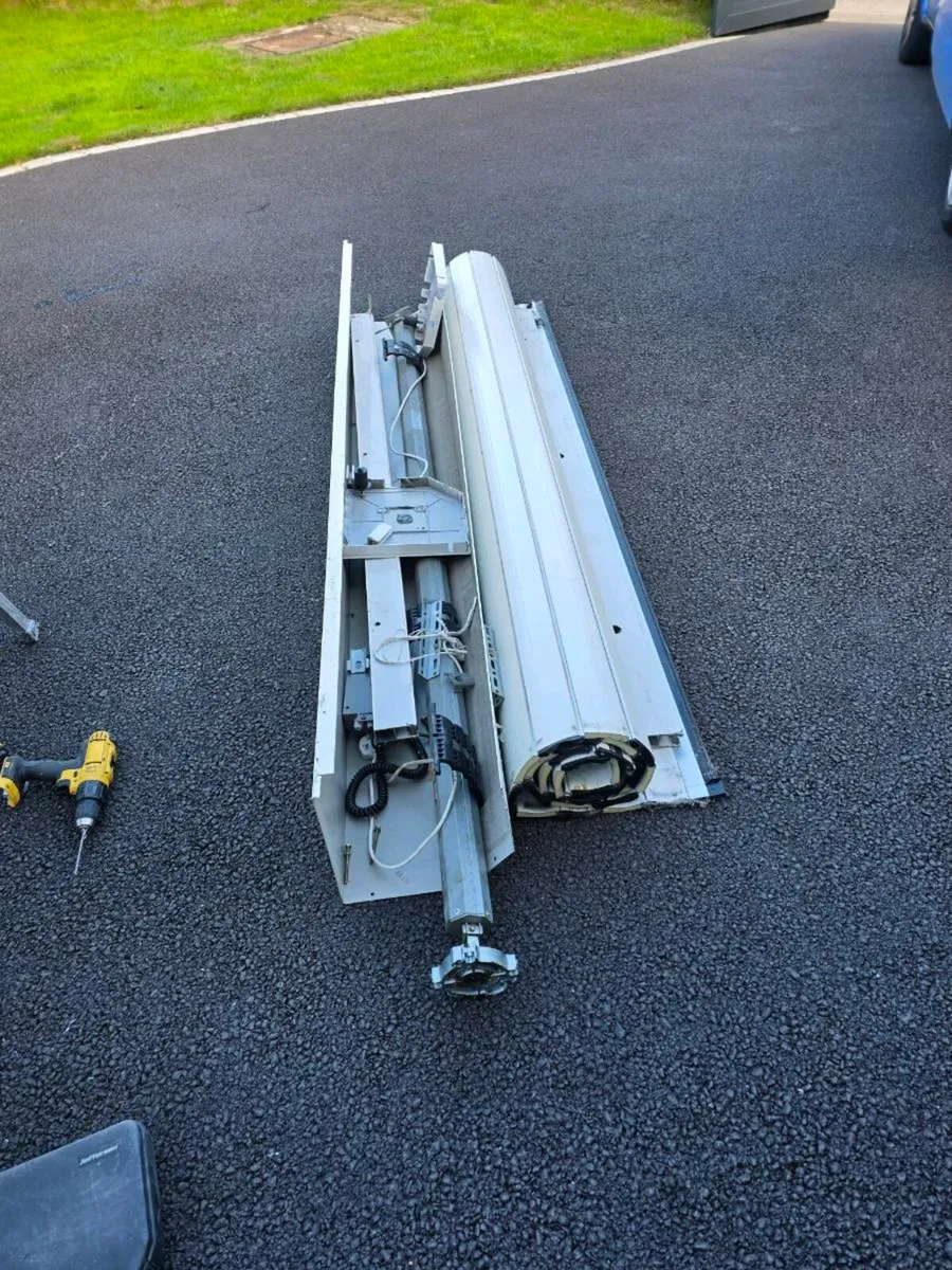Insulated shutter door - Image 2