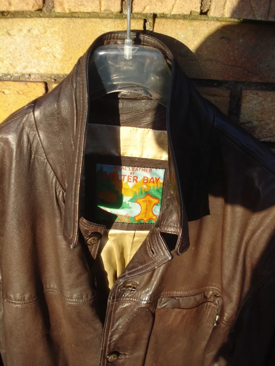 VINTAGE MENS BROWN REAL LEATHER JACKET. - Image 3