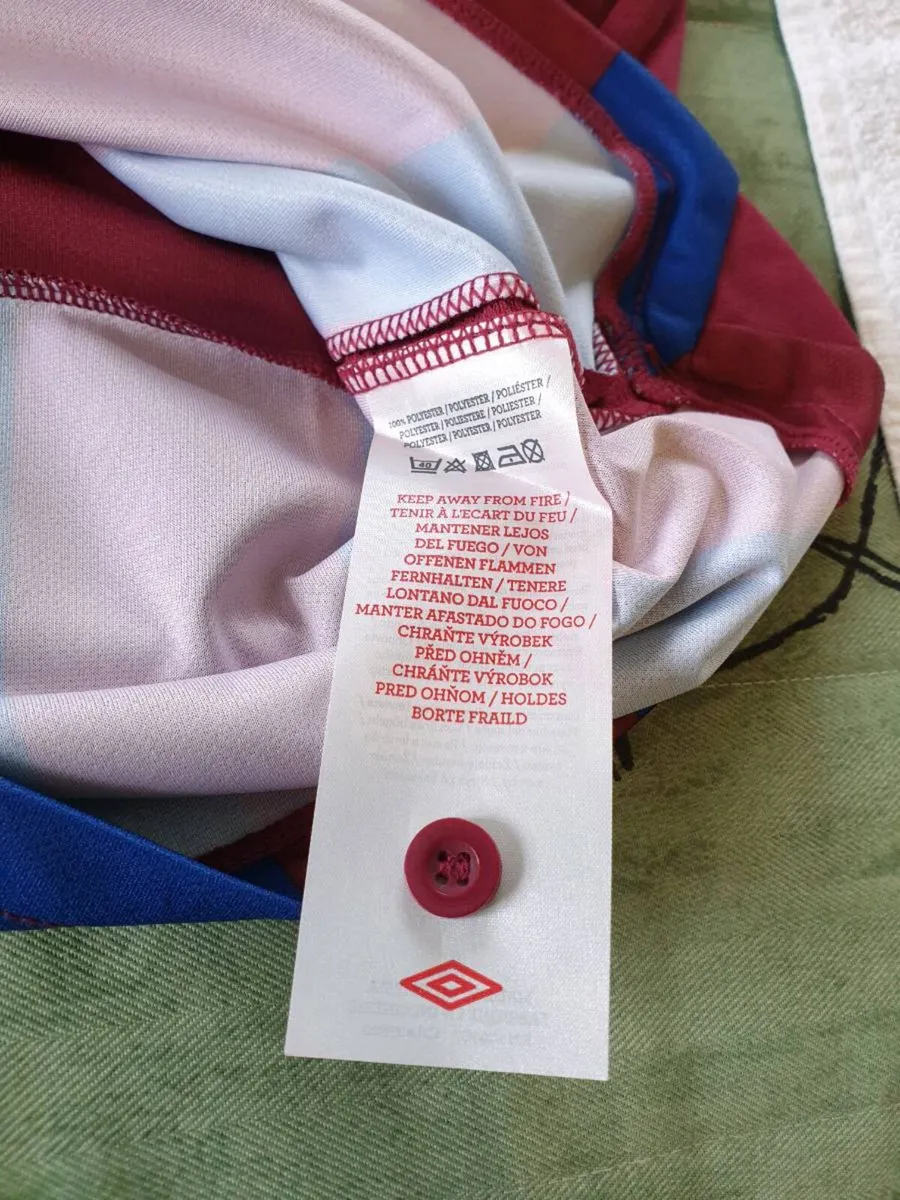 Umbro Clifton Long Sleeve Jersey 2012 Shirt - Image 4