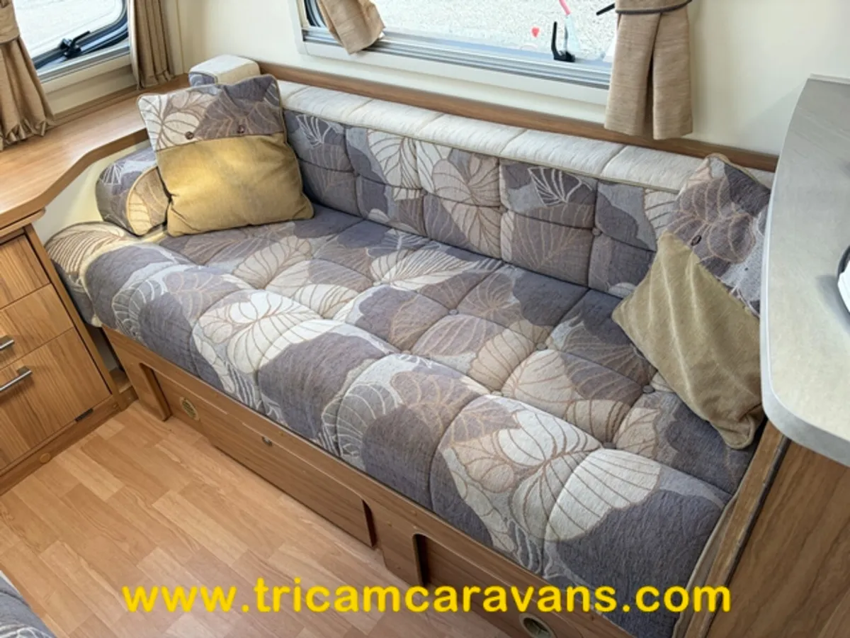 2013 Bailey Pegasus GT65 Ancona 6 Berth Fixd Bunks - Image 4