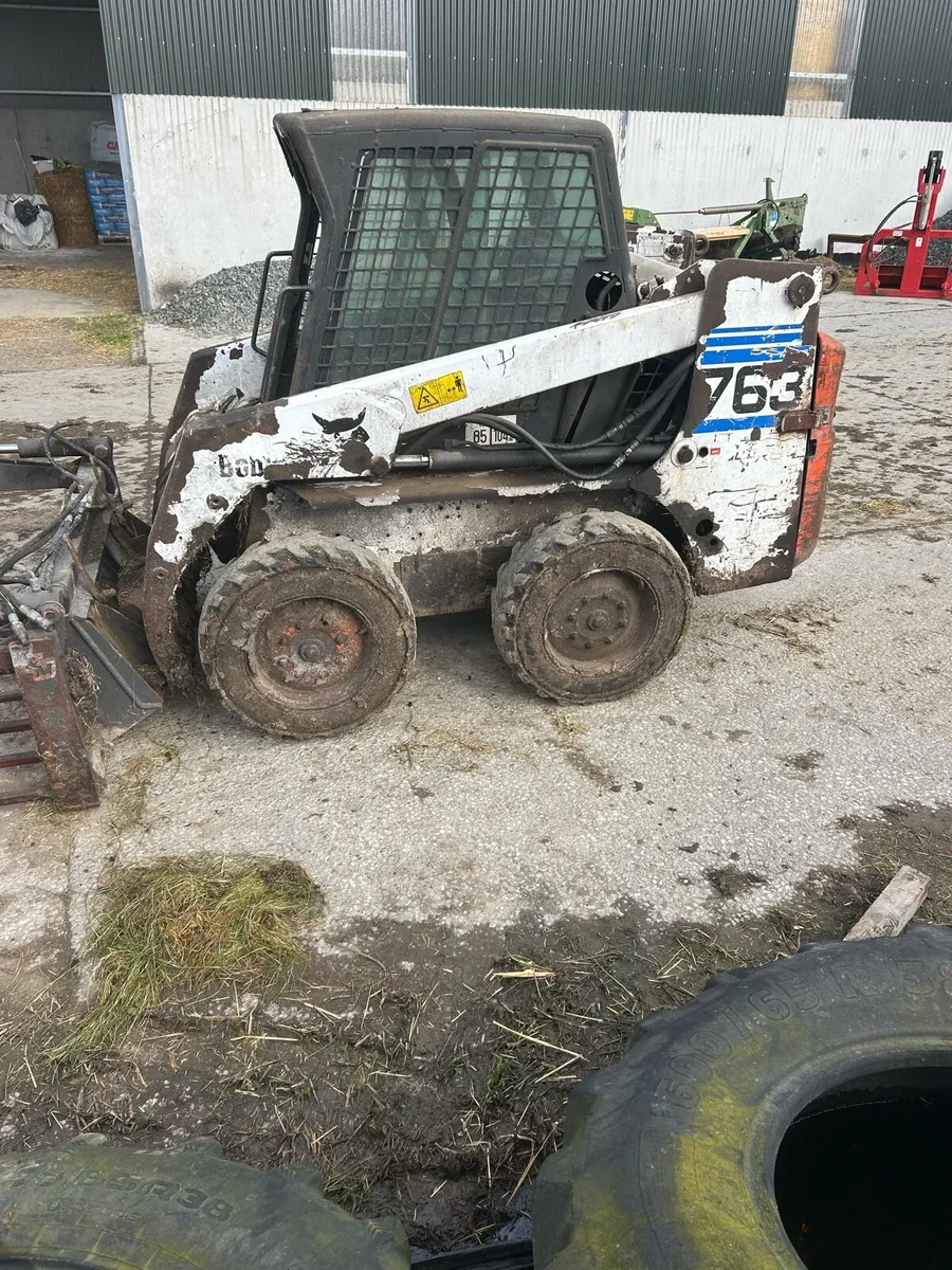 Bobcat 763 skid steer - Image 3