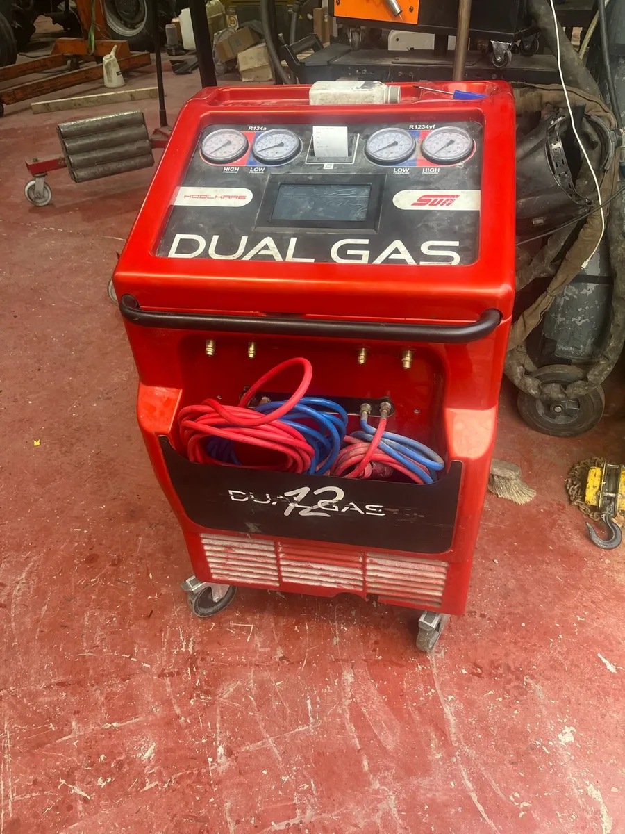 Snap on dual gas air conditioning machine - Image 1