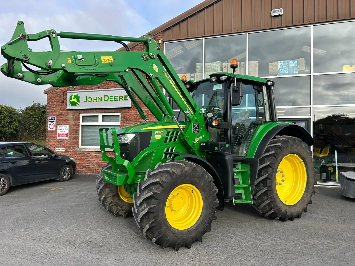 2023 JD 6130m + 623M Loader (No Vat) - Image 1