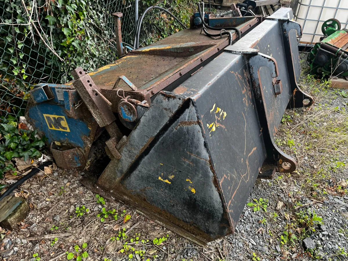 Used NC Sweeper brush - Volvo brackets - Image 2