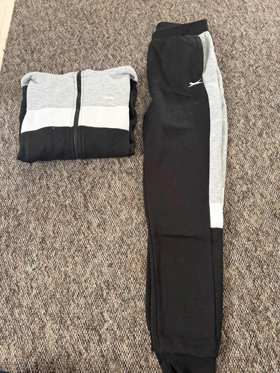 6x Boys tracksuit bundle 11-12 - Image 3