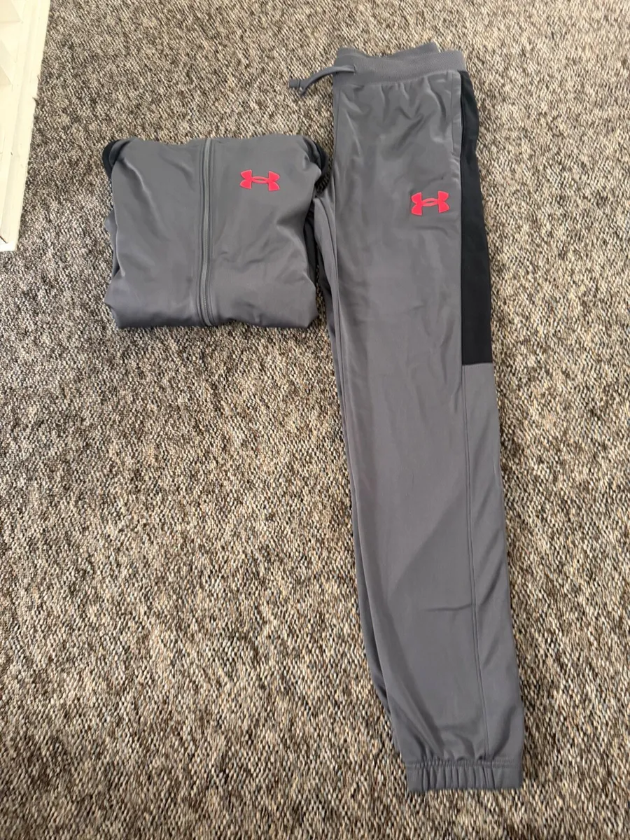 6x Boys tracksuit bundle 11-12 - Image 4