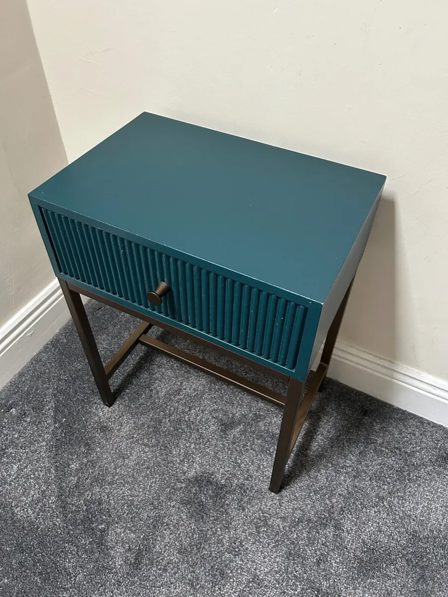 Small green drawer/bedside table - Image 2
