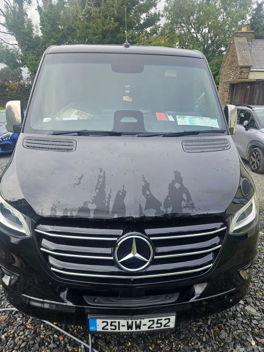 Mercedes-Benz Sprinter 2025 - Image 1
