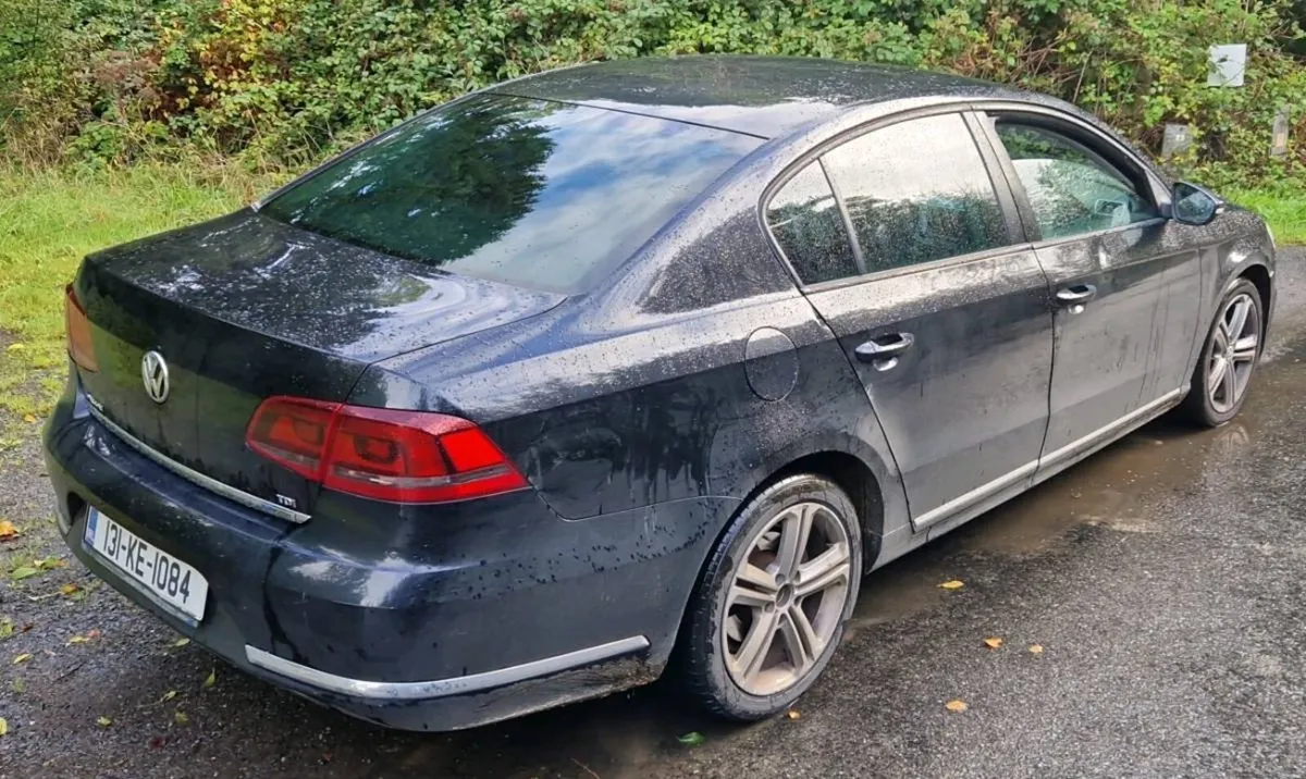 2013 R-Line Passat 1.6 Breaking - Image 2