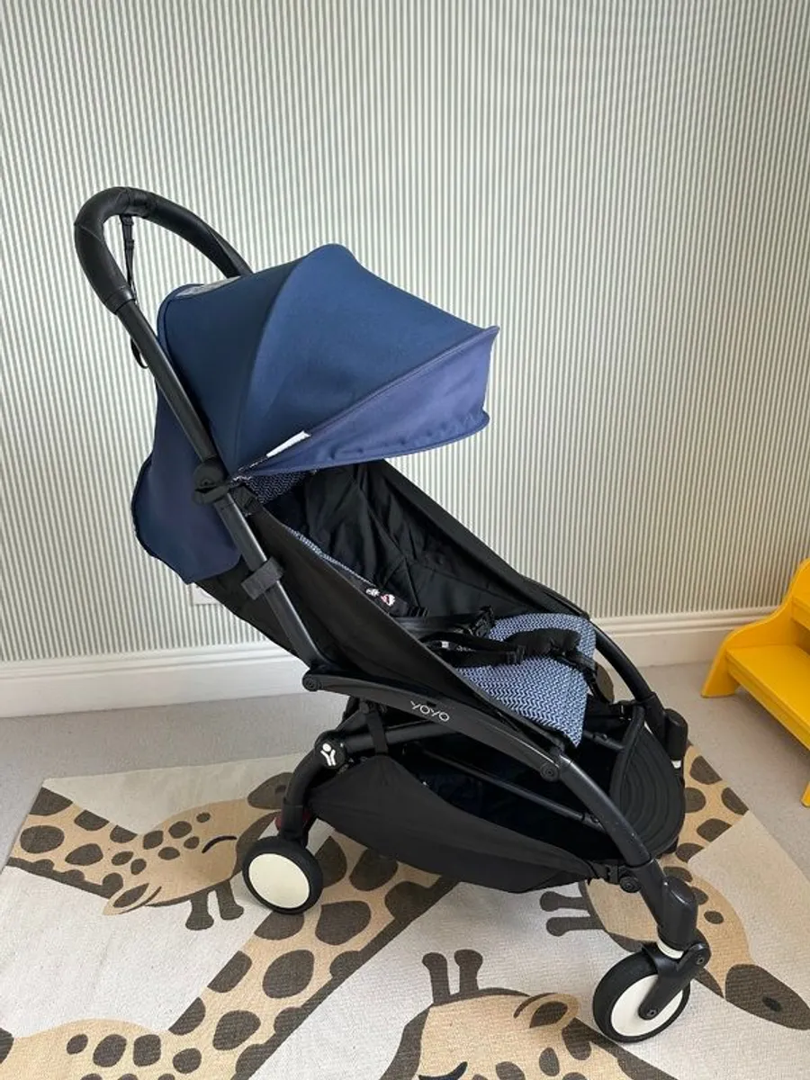 Babyzen YOYO Stroller, Bassinet & Car Seat Set - Image 2