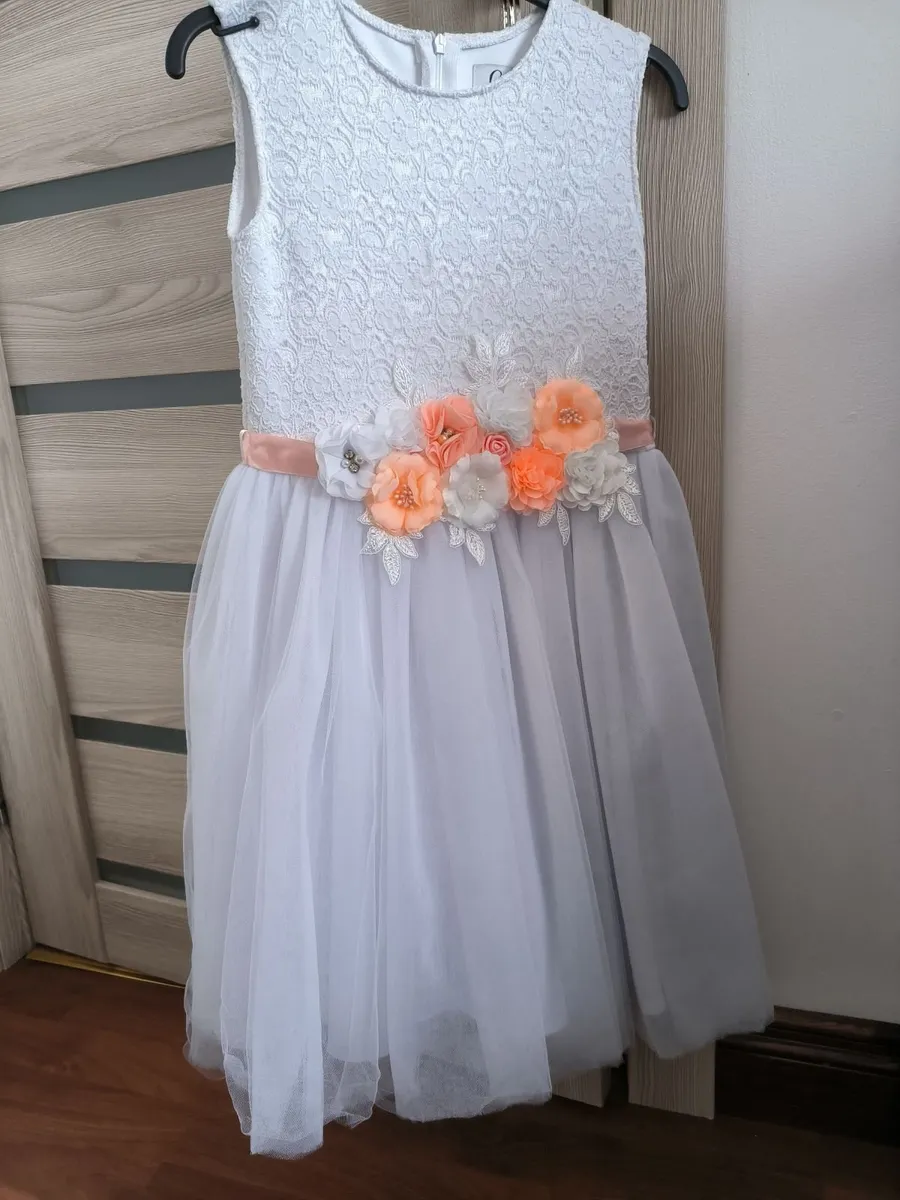Communion dress - Image 3