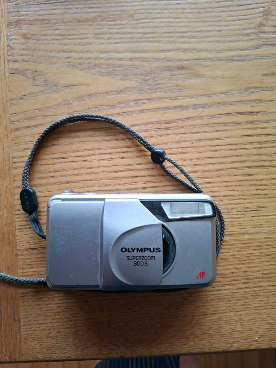 Olympus Superzoom 800s - Image 1