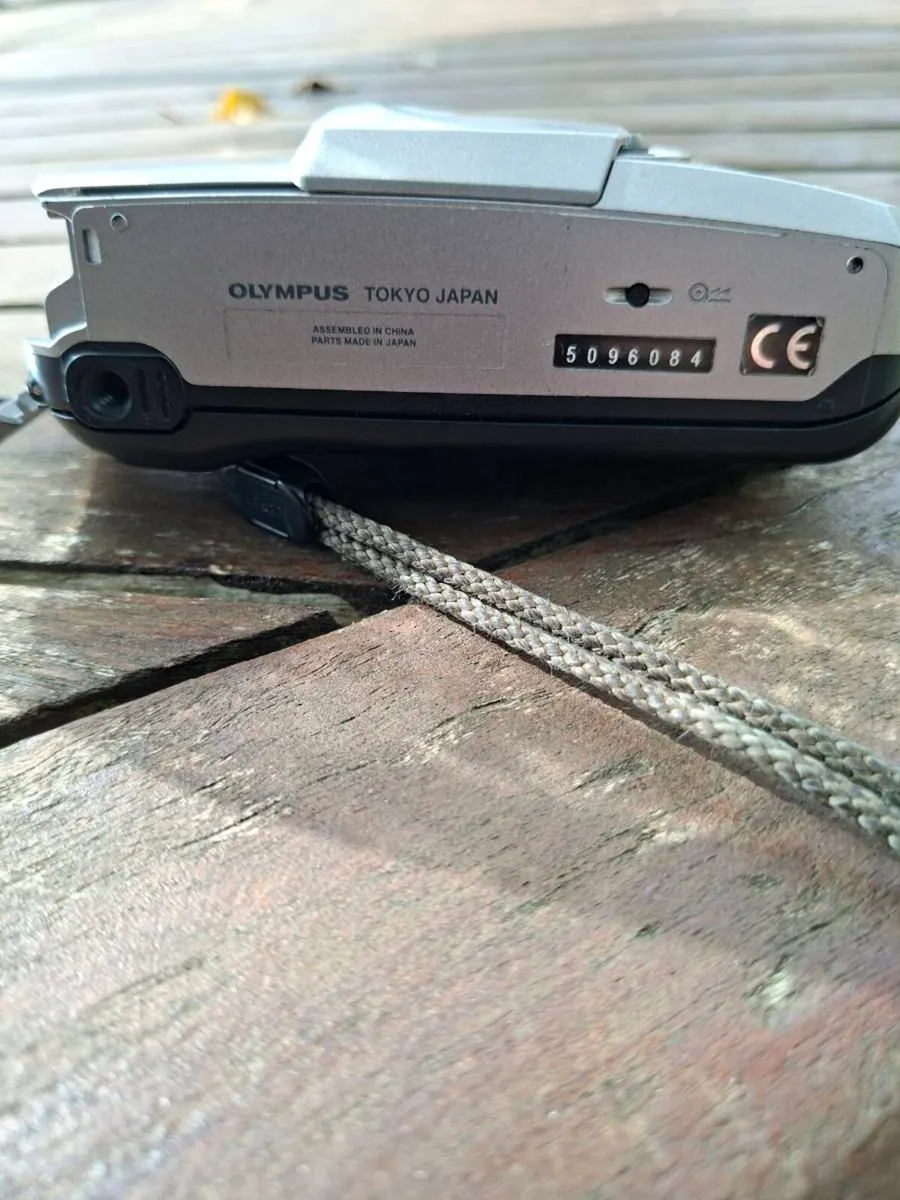 Olympus Superzoom 800s - Image 3