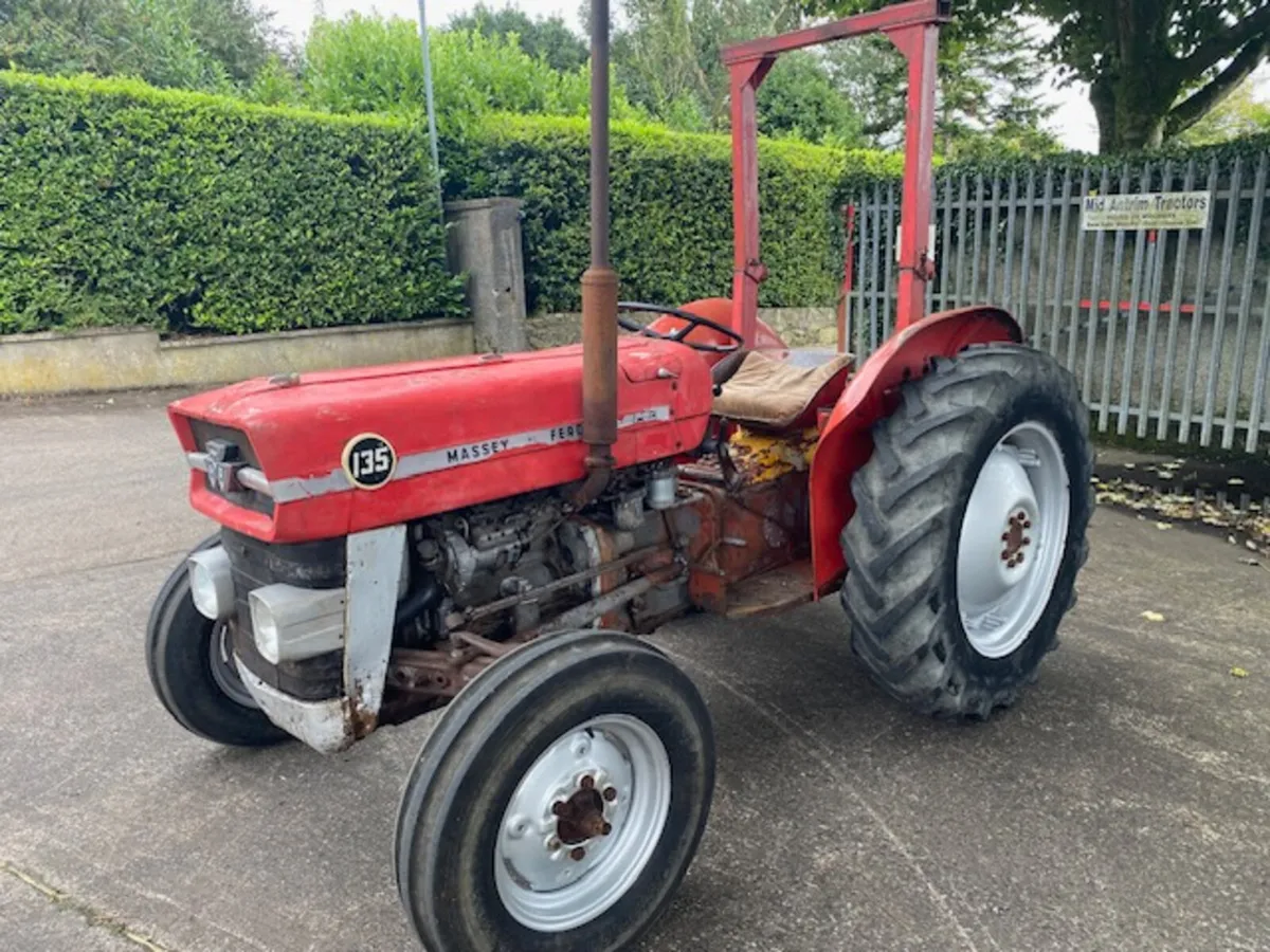 Massey Ferguson 135 - Image 1