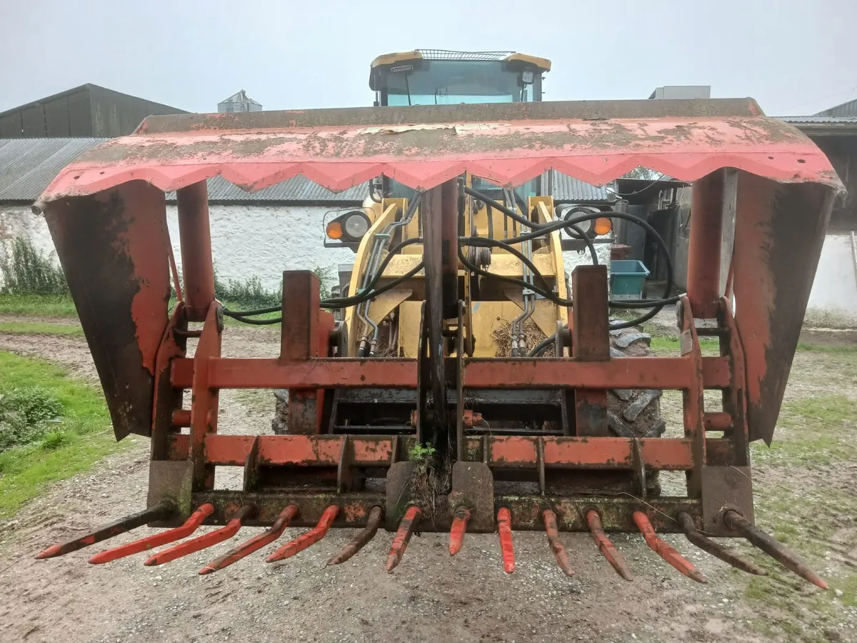 McHale 2m Shear Grab - Image 3