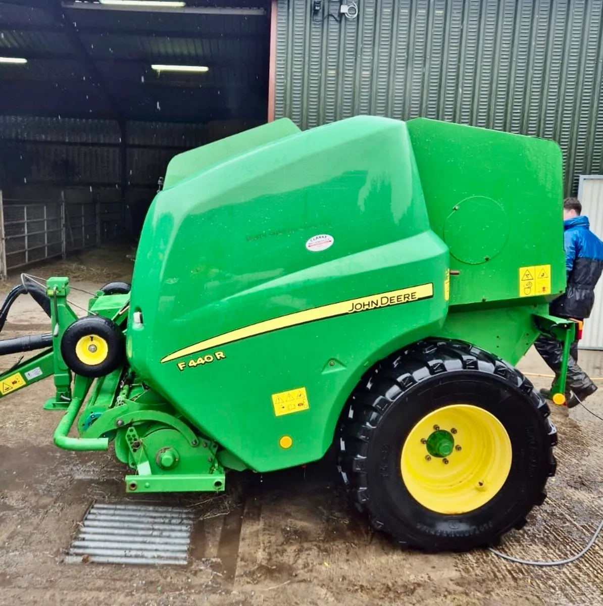Baler John Deere F440r - Image 1
