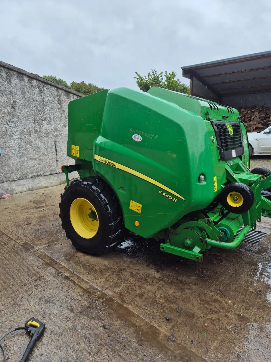 Baler John Deere F440r - Image 3