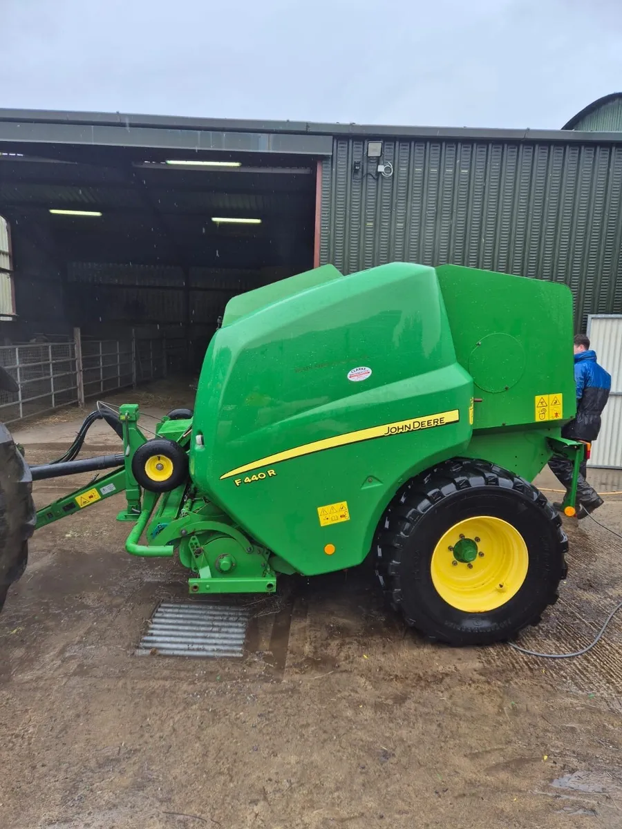 Baler John Deere F440r - Image 4