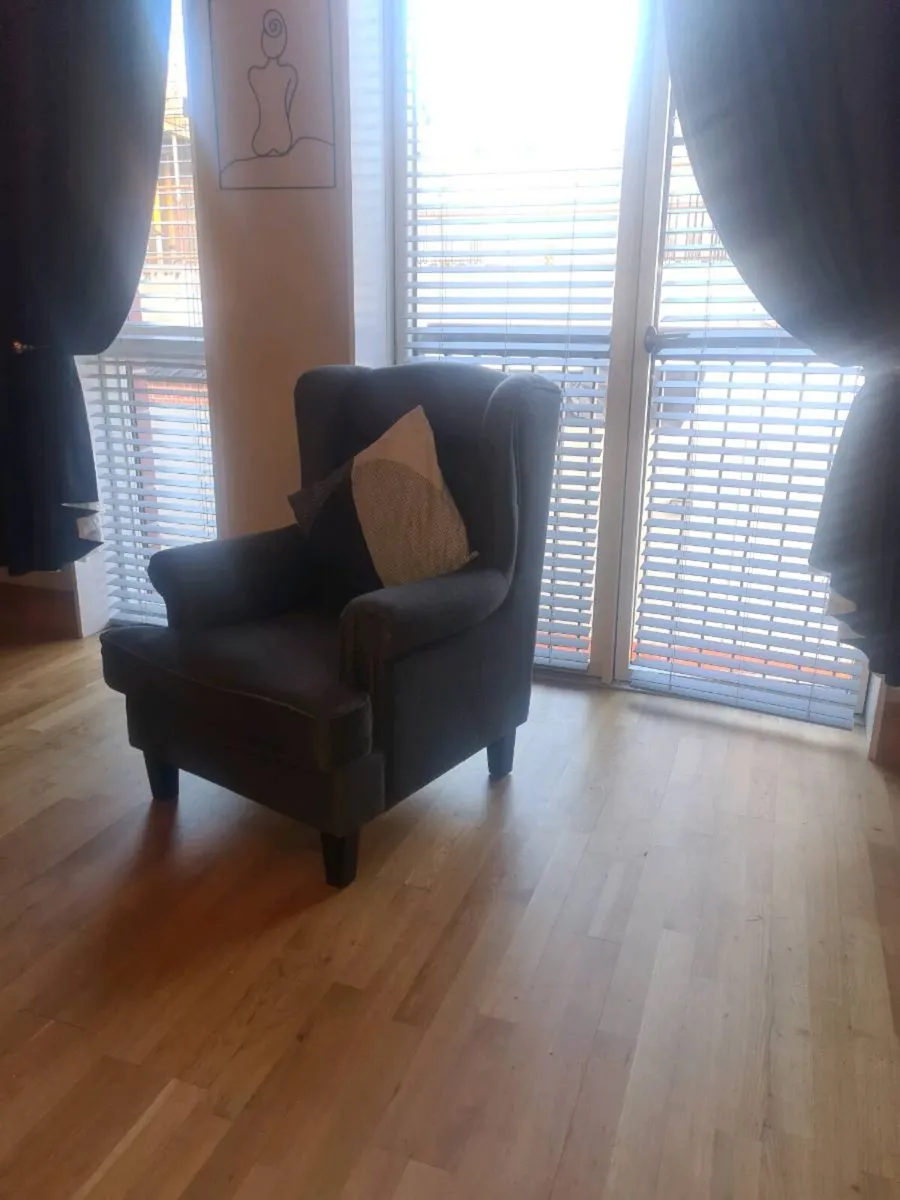Arm chair - Image 3