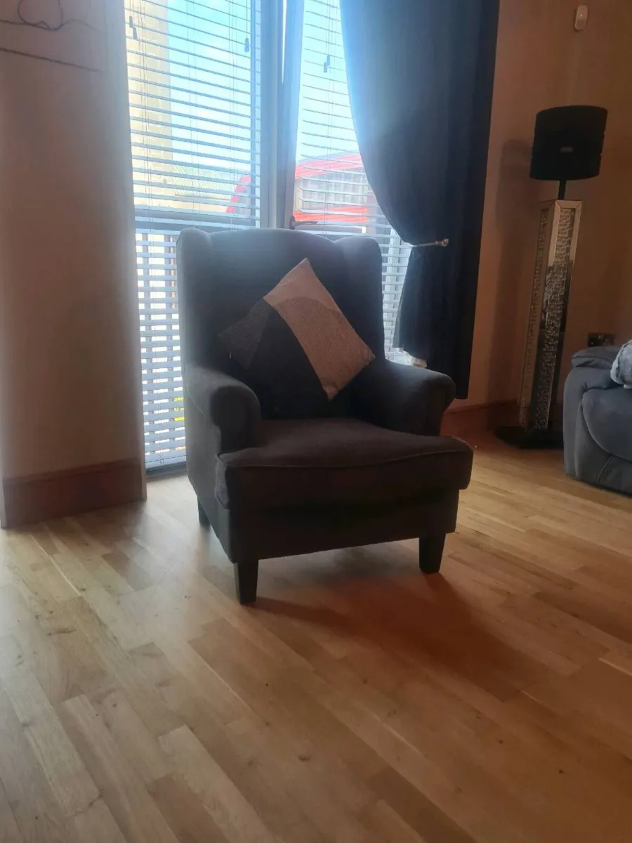Arm chair - Image 4