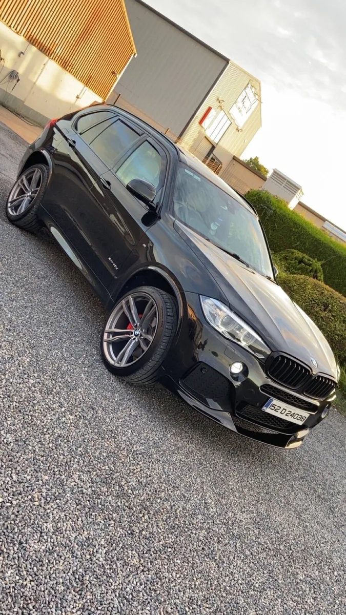 BMW X5 - Image 1
