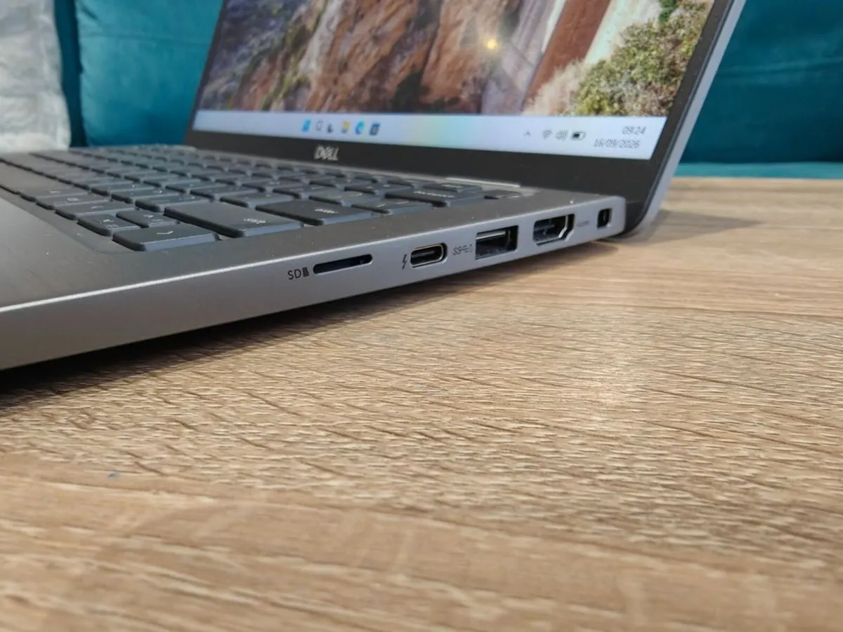 Amazing Dell Latitude 7420 | i7 vPro | 32GB | 512G - Image 4