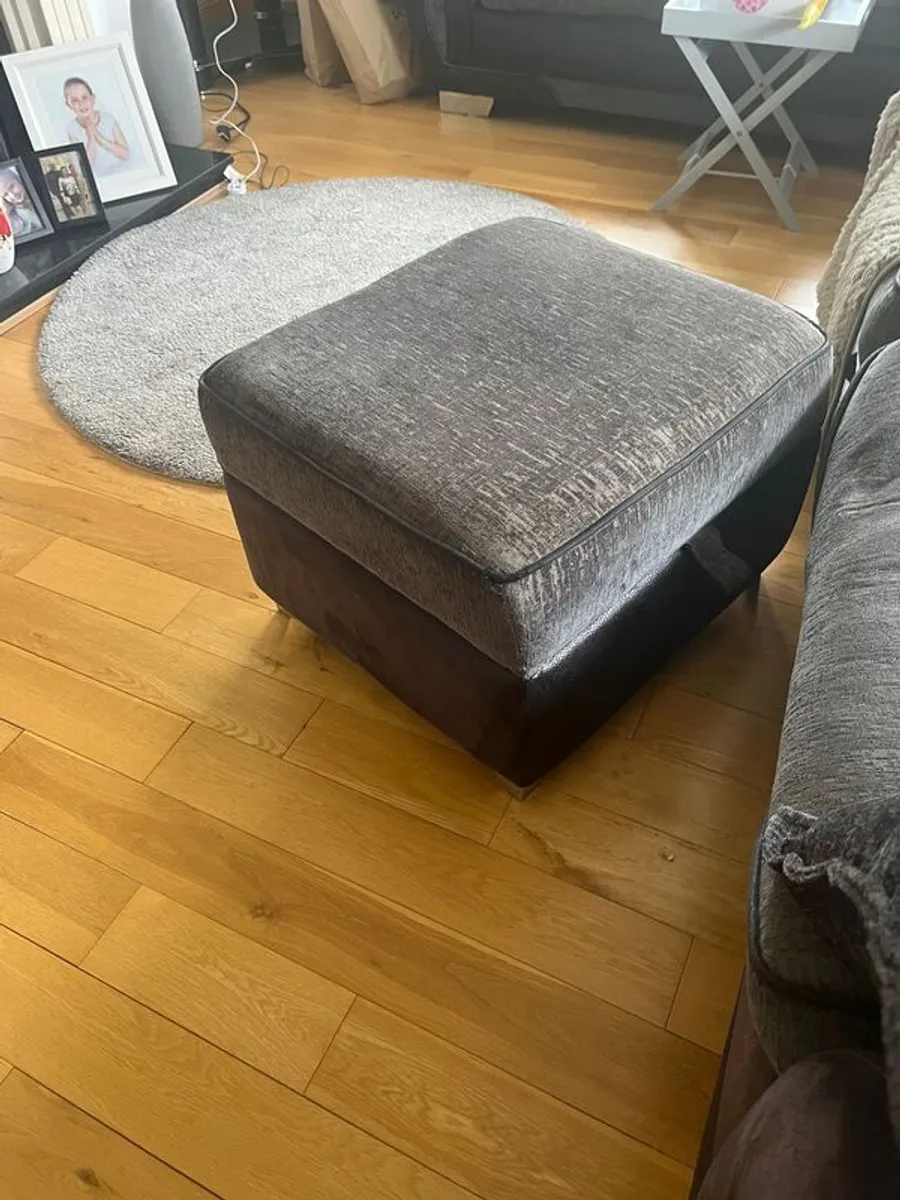 Sofa and footstool - Image 2