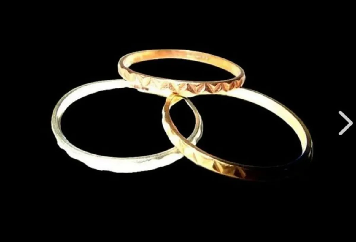 Vintage Hallmarked 9k Rose/White/Yellow Gold Rings - Image 2