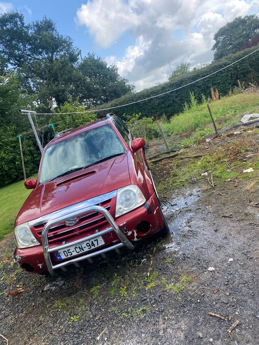 Suzuki Grand vitara for parts - Image 1