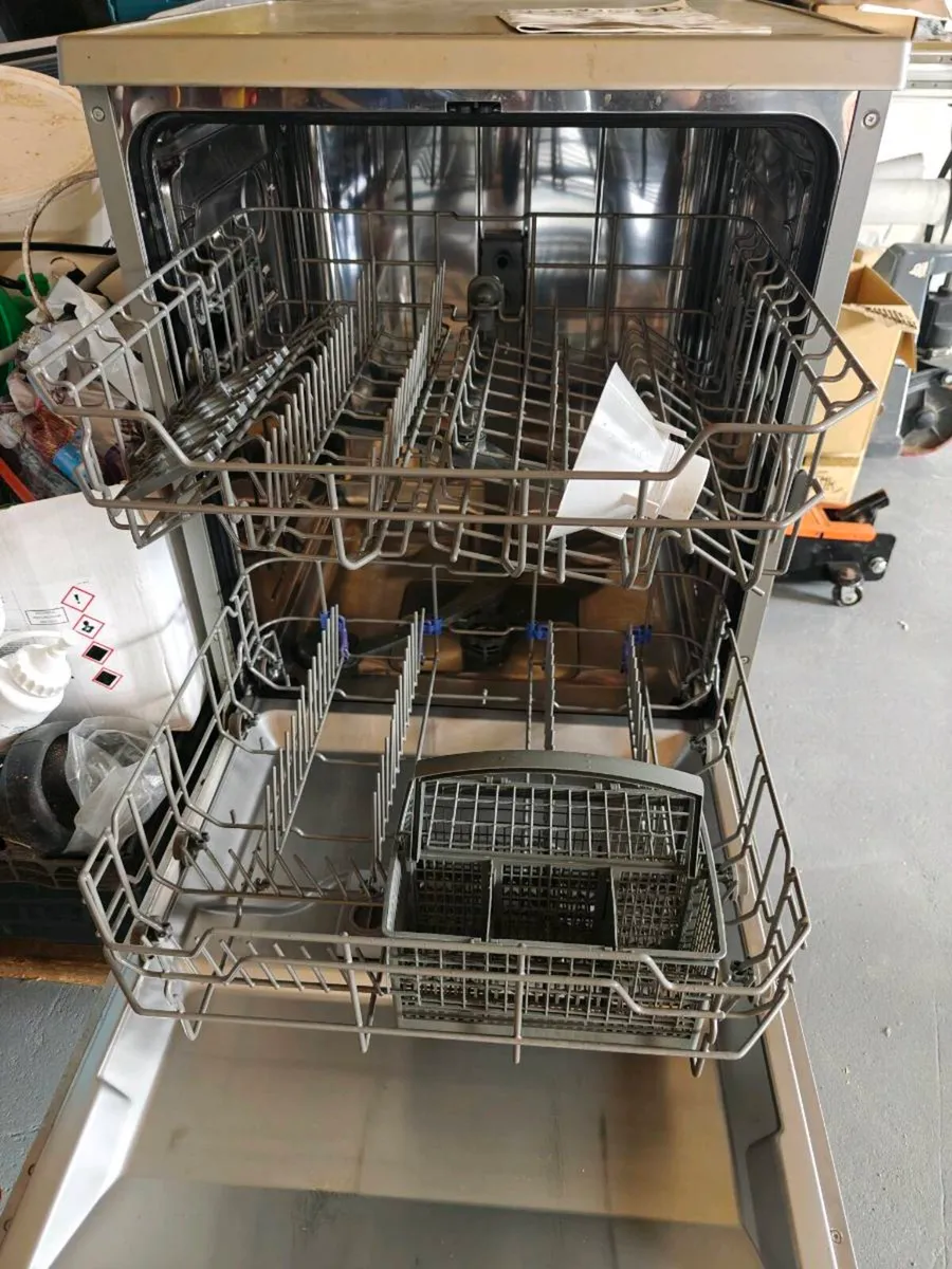 Kenwood Dishwasher Silver - Image 2