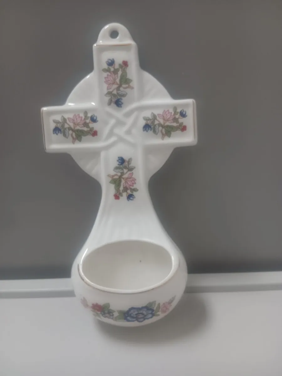 Bone china holy water font - Image 1