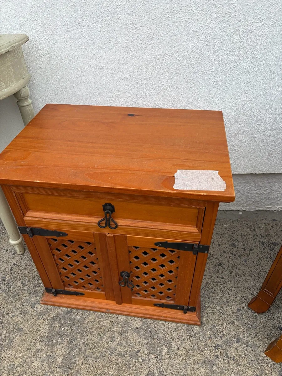 lamp table or locker (as new) - Image 2