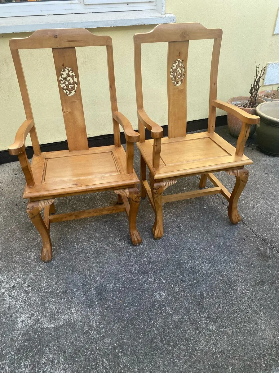 Pair of arm chairs - Image 1