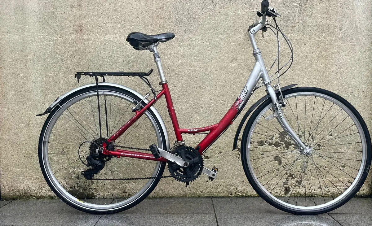 Ladies commuter bicycle - Image 1