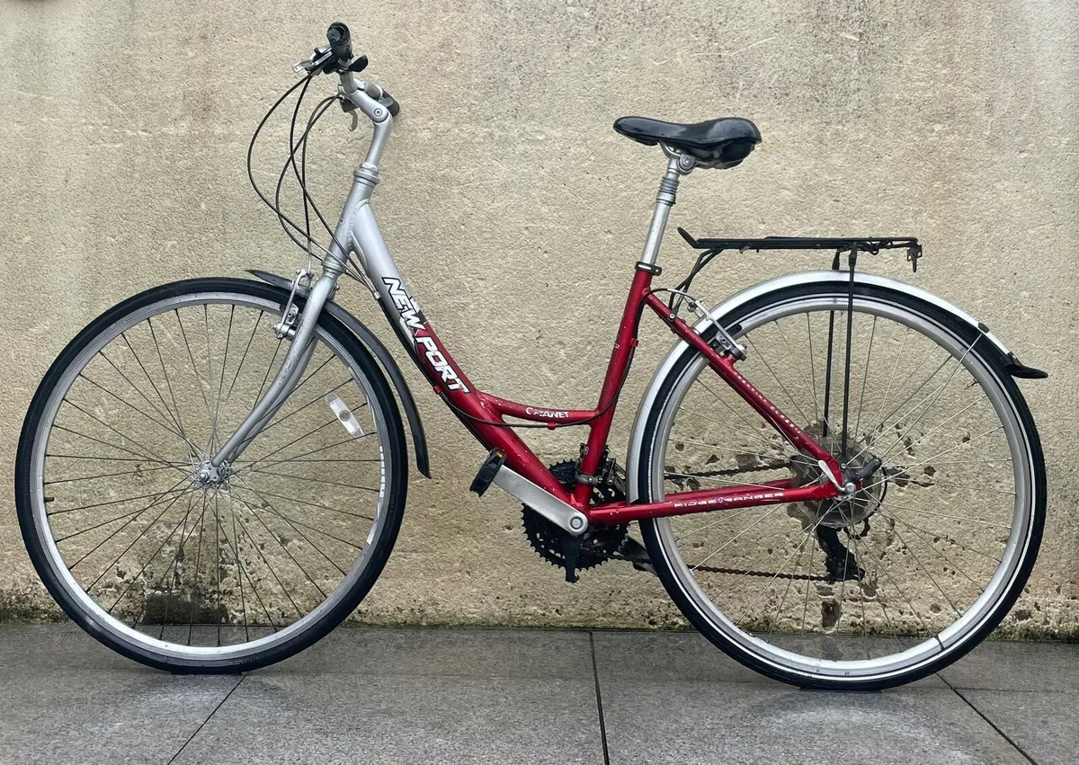 Ladies commuter bicycle - Image 2